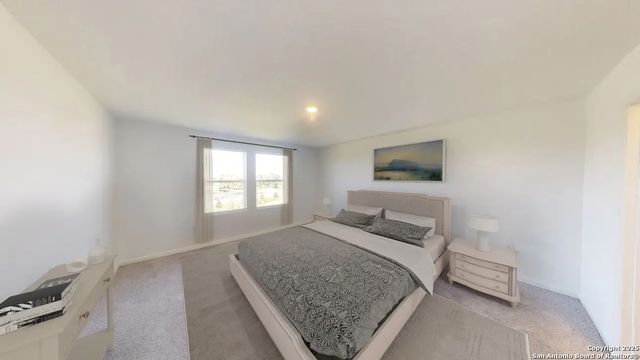 10502 Placeaya Lake, Adkins, TX 78101