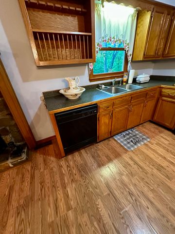 439 Eagles Bluff Road, Monticello, KY 42633