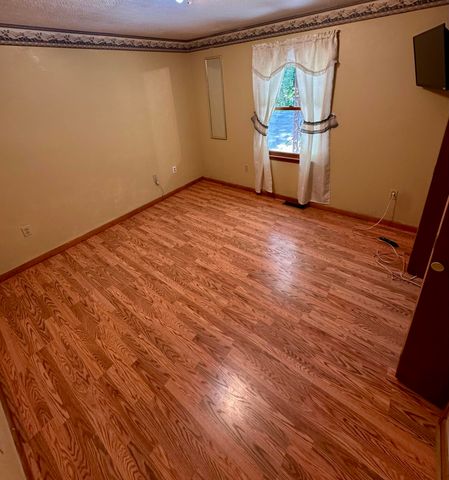 439 Eagles Bluff Road, Monticello, KY 42633