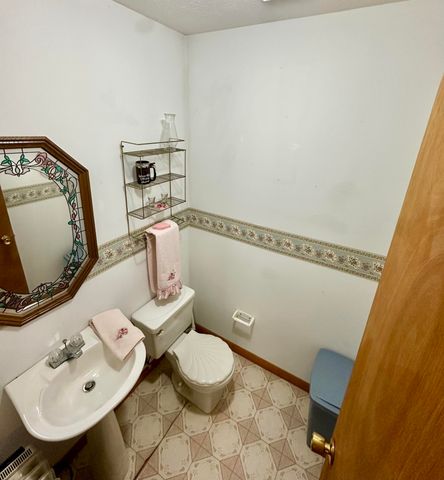 439 Eagles Bluff Road, Monticello, KY 42633