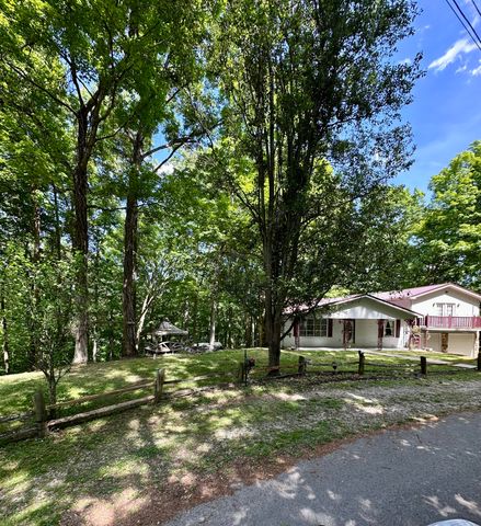 439 Eagles Bluff Road, Monticello, KY 42633