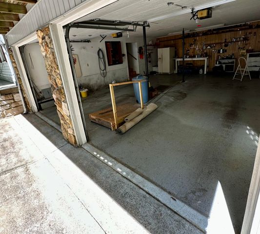 439 Eagles Bluff Road, Monticello, KY 42633