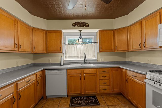 822 Laurel Street, Elkhart, IN 46514