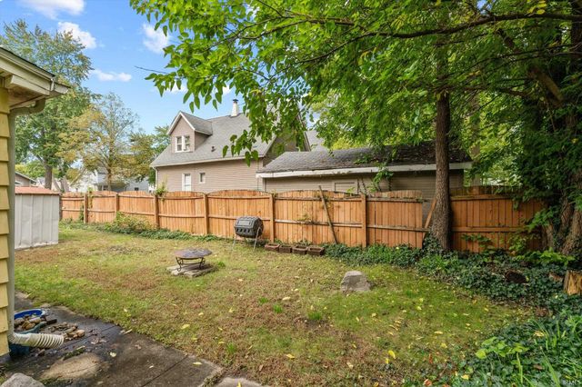 822 Laurel Street, Elkhart, IN 46514