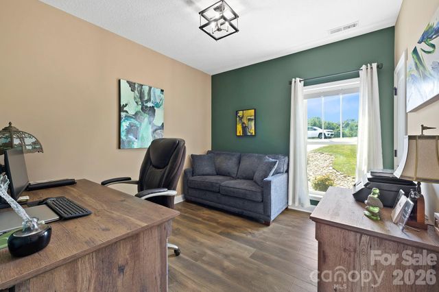 16 Enchanted Oak Lane, Alexander, NC 28701