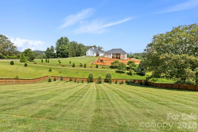 16 Enchanted Oak Lane, Alexander, NC 28701