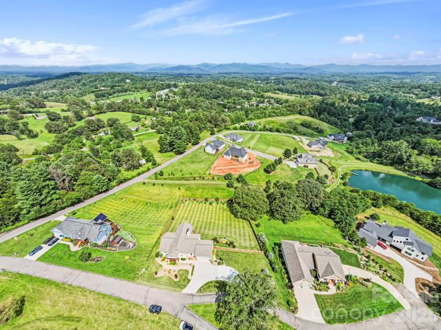 16 Enchanted Oak Lane, Alexander, NC 28701