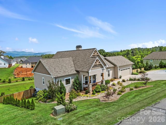 16 Enchanted Oak Lane, Alexander, NC 28701