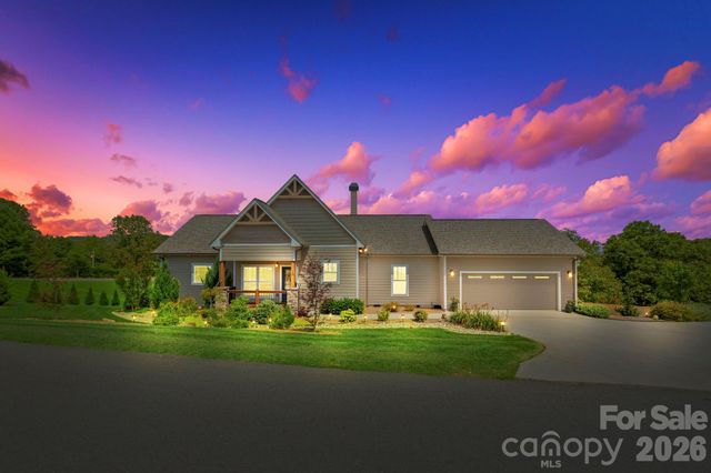 16 Enchanted Oak Lane, Alexander, NC 28701