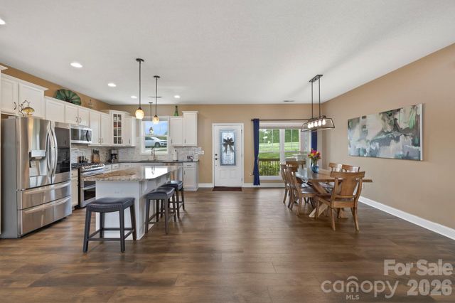 16 Enchanted Oak Lane, Alexander, NC 28701