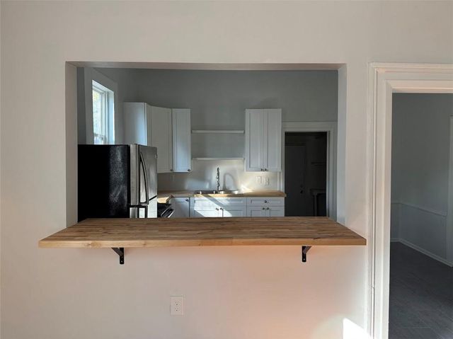 194 N Clarendon Avenue, Avondale Estates, GA 30002