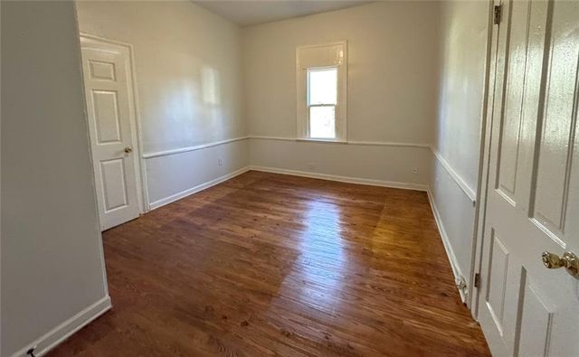 194 N Clarendon Avenue, Avondale Estates, GA 30002