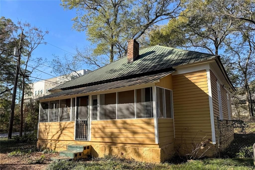194 N Clarendon Avenue, Avondale Estates, GA 30002