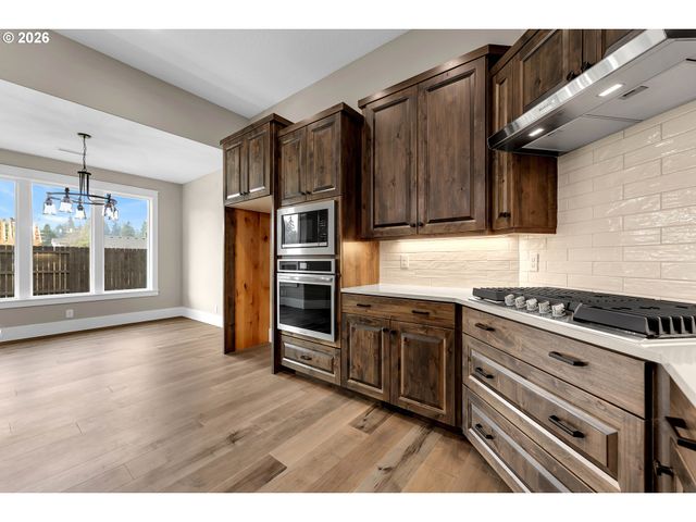 16029 Ne 180TH St, Brush Prairie, WA 98606