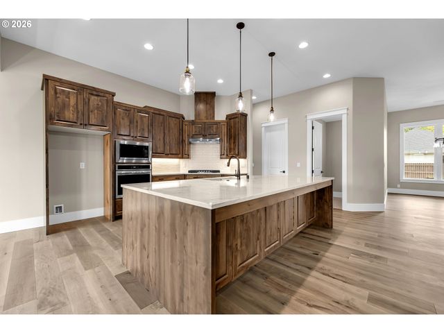 16029 Ne 180TH St, Brush Prairie, WA 98606