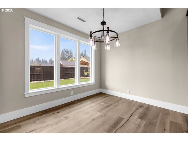 16029 Ne 180TH St, Brush Prairie, WA 98606