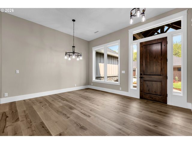 16029 Ne 180TH St, Brush Prairie, WA 98606