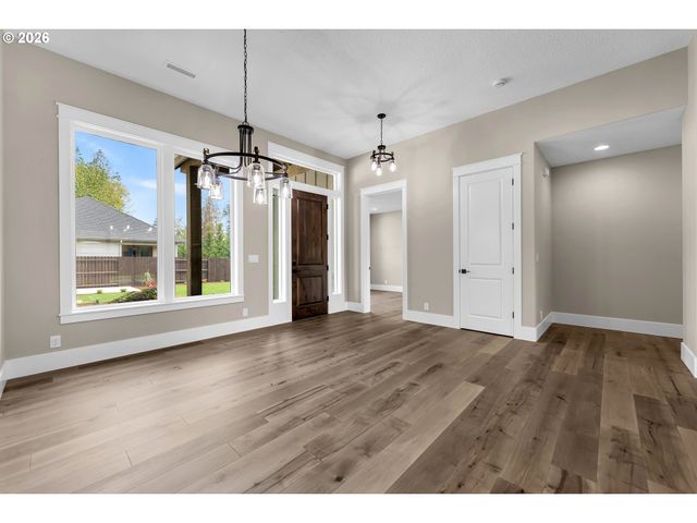 16029 Ne 180TH St, Brush Prairie, WA 98606