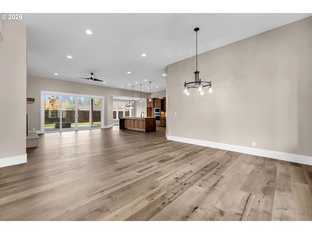 16029 Ne 180TH St, Brush Prairie, WA 98606