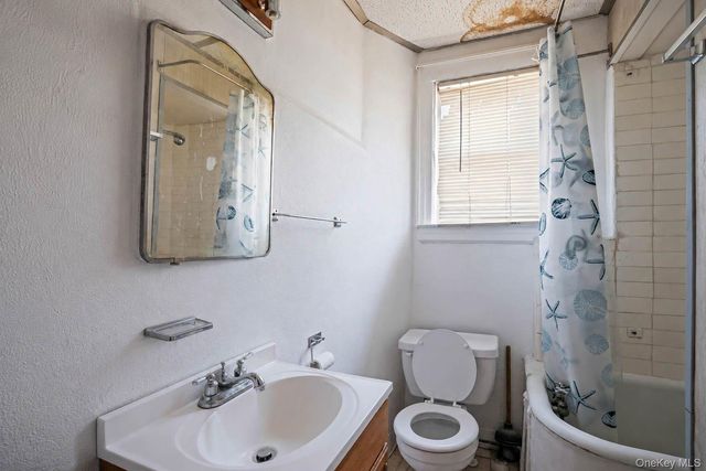 122-15 23rd Avenue, College Point, NY 11356
