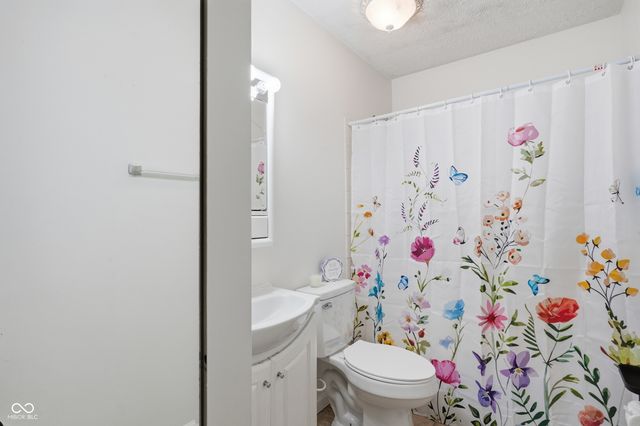 5179 Laredo Street, Indianapolis, IN 46237