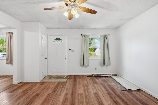 5179 Laredo Street, Indianapolis, IN 46237