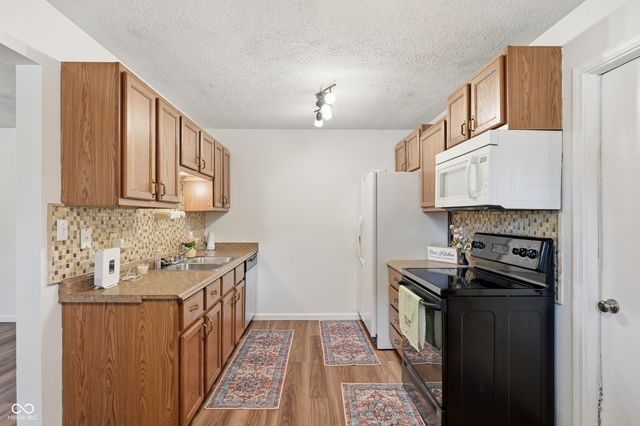 5179 Laredo Street, Indianapolis, IN 46237