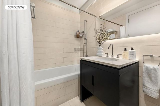 225 5TH Avenue PHB, New York City, NY 10010