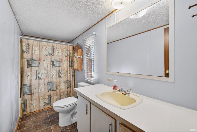 745 Vinegar Hill Road, Bedford, IN 47421