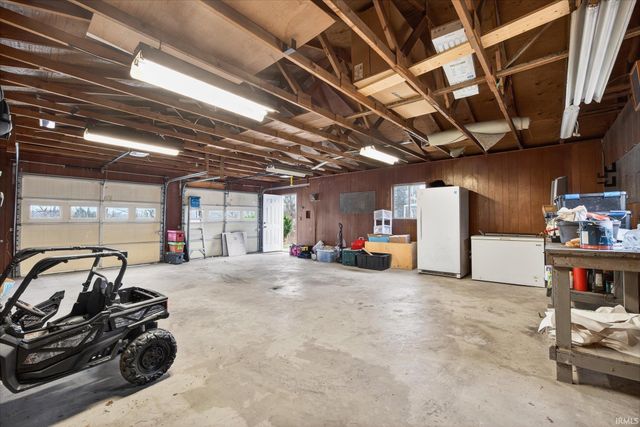 745 Vinegar Hill Road, Bedford, IN 47421