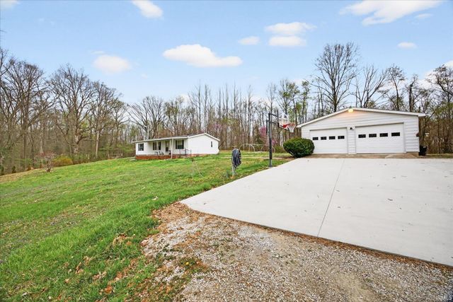 745 Vinegar Hill Road, Bedford, IN 47421