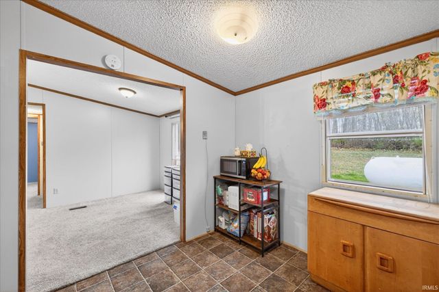 745 Vinegar Hill Road, Bedford, IN 47421