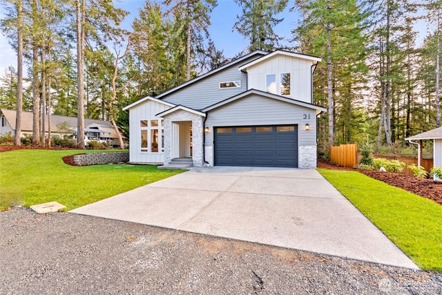 31 E Rhododendron Court, Union, WA 98592