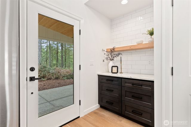 31 E Rhododendron Court, Union, WA 98592