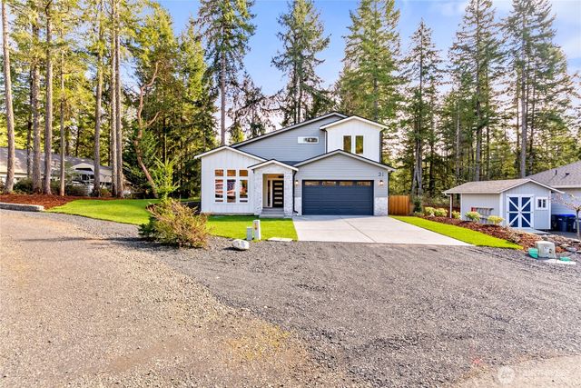 31 E Rhododendron Court, Union, WA 98592