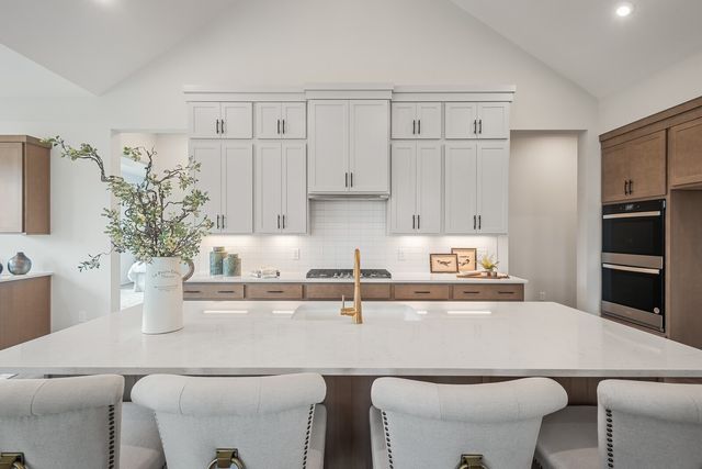 7297 Orrinshire Dr, Fairview, TN 37062