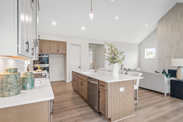 7297 Orrinshire Dr, Fairview, TN 37062