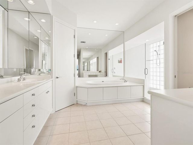 661 MOURNING DOVE DRIVE, Sarasota, FL 34236