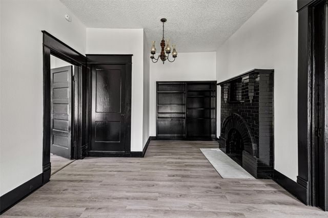 741 N Anglin Street, Cleburne, TX 76033