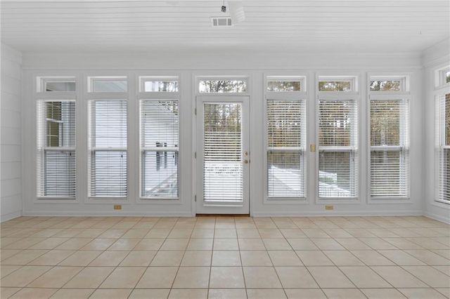 8467 Hearn Road, Chattahoochee Hills, GA 30268