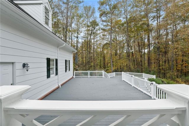 8467 Hearn Road, Chattahoochee Hills, GA 30268