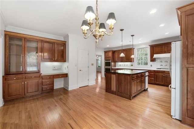 8467 Hearn Road, Chattahoochee Hills, GA 30268