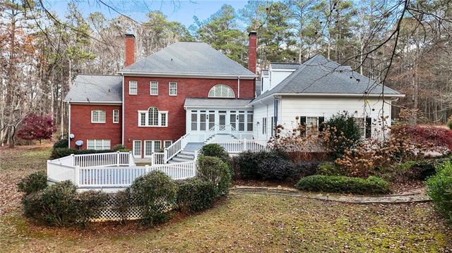 8467 Hearn Road, Chattahoochee Hills, GA 30268