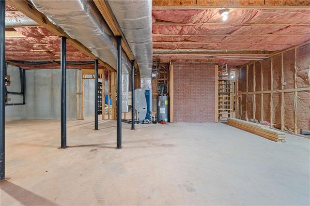 8467 Hearn Road, Chattahoochee Hills, GA 30268