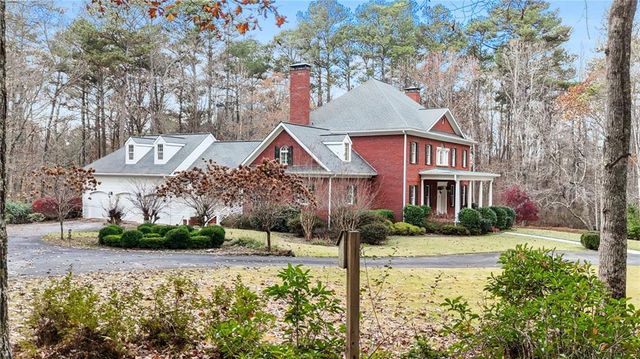 8467 Hearn Road, Chattahoochee Hills, GA 30268
