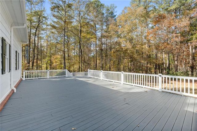 8467 Hearn Road, Chattahoochee Hills, GA 30268