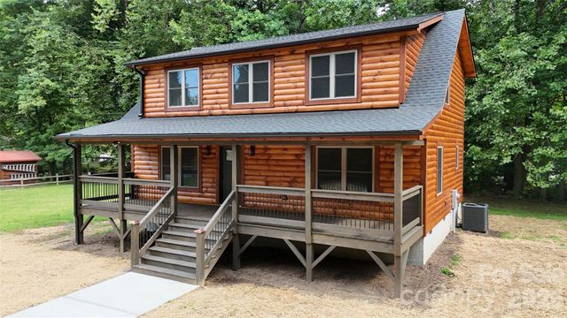 616 Twinbrook Lane, Maggie Valley, NC 28751
