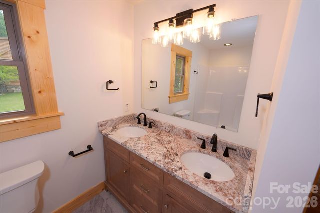 616 Twinbrook Lane, Maggie Valley, NC 28751