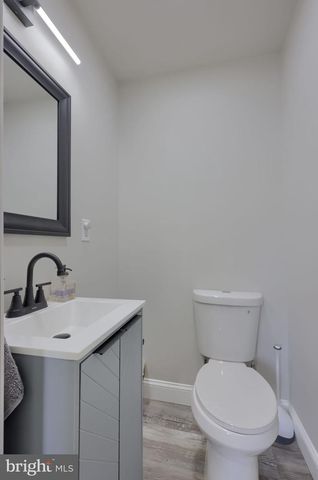 657 W ORANGE ST, Lancaster, PA 17603