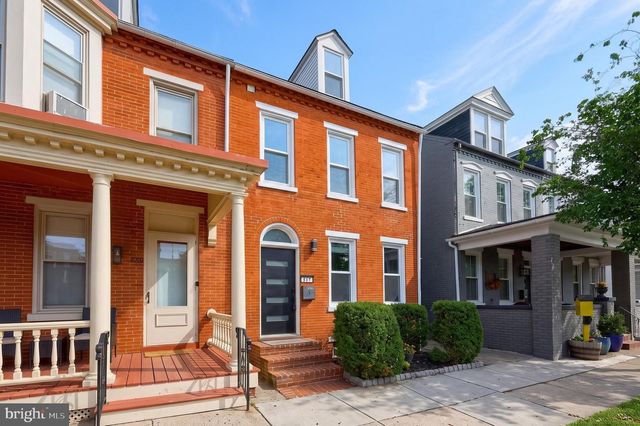 657 W ORANGE ST, Lancaster, PA 17603